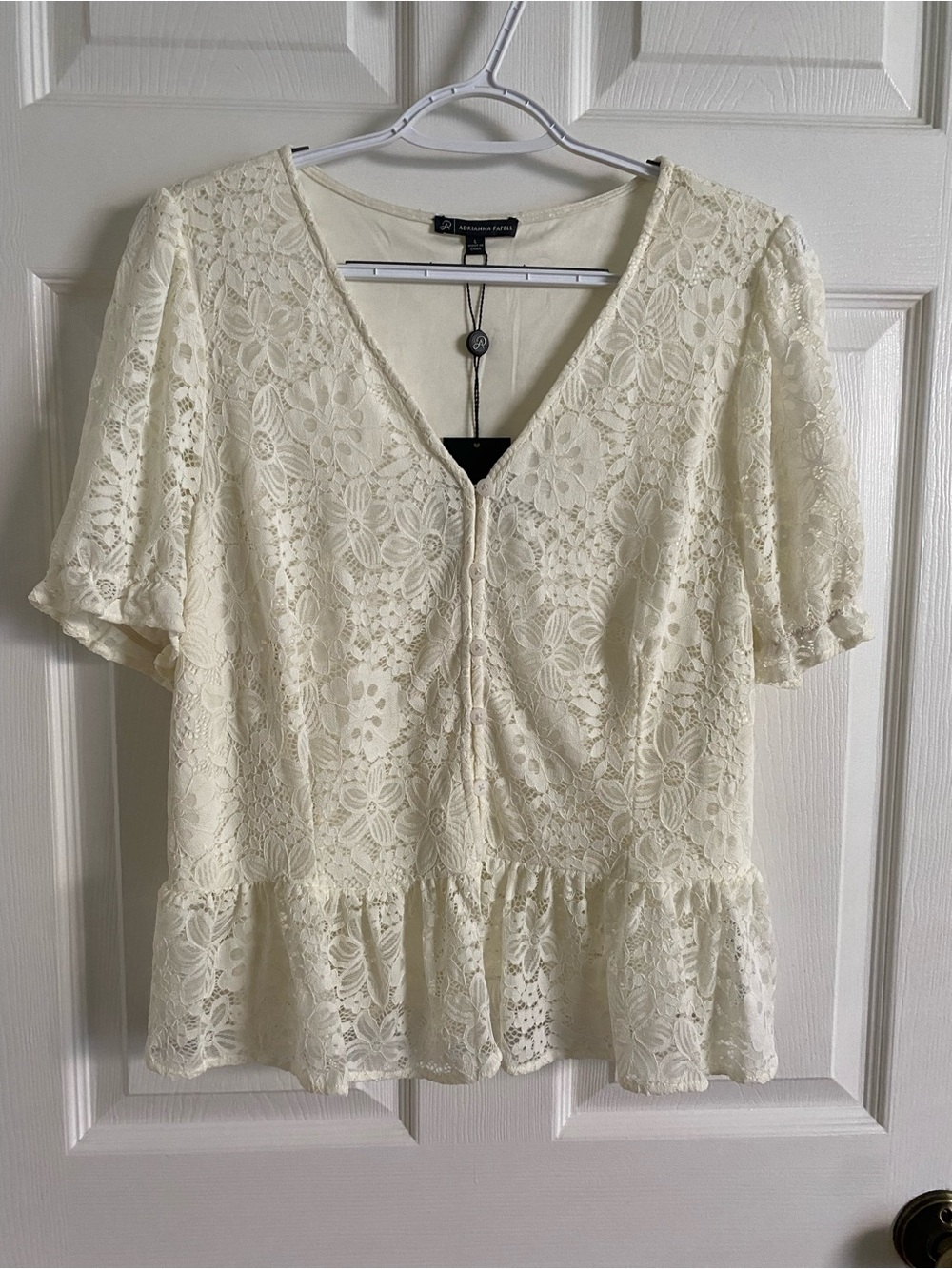 NTW Adrianna Papell Cream Floral Lace V-Neck Peplum Blouse